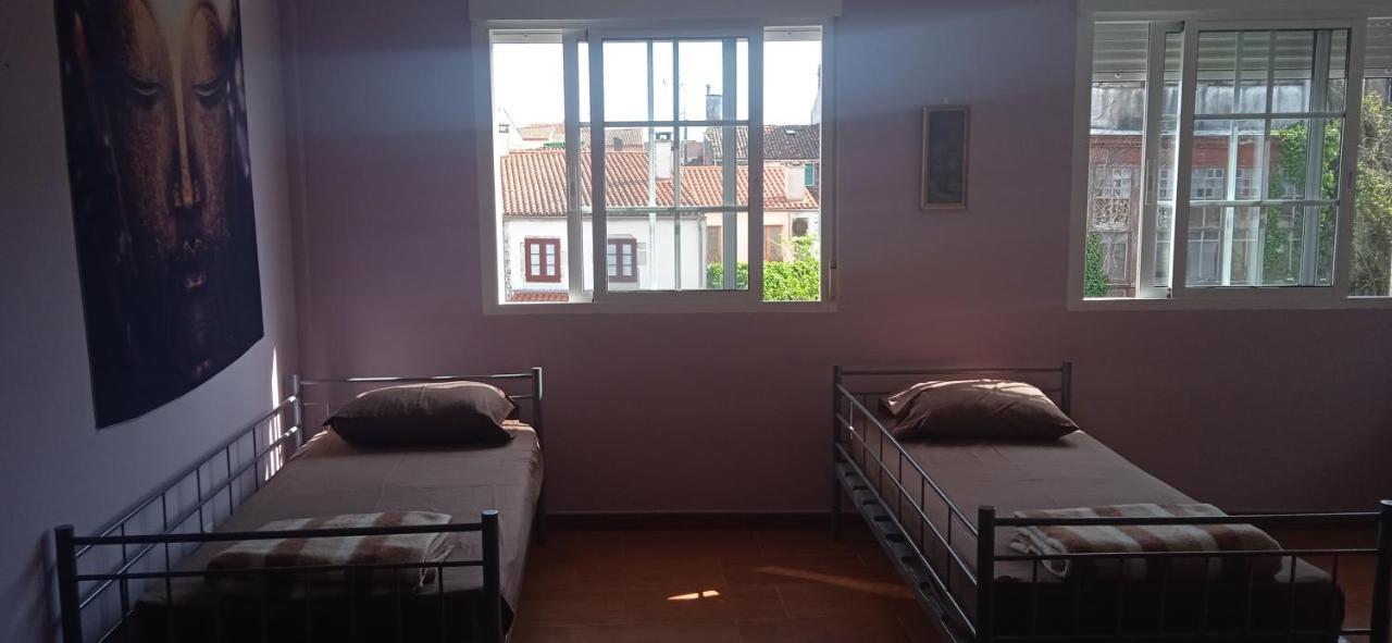 Albergue O Apalpador Melide Eksteriør billede